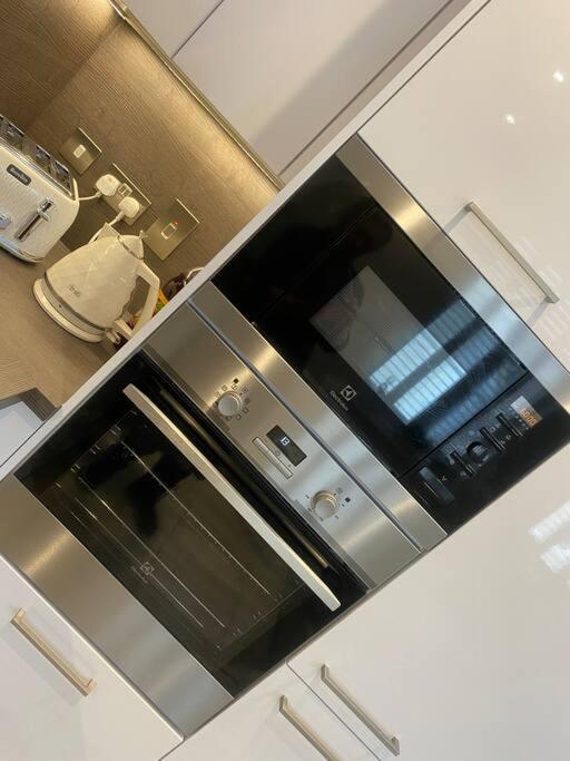 Unrivalled Location - Five Star - Worcester Apartment المظهر الخارجي الصورة